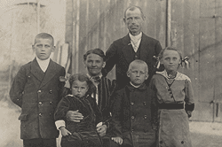 Friedrich Bode mit Familie